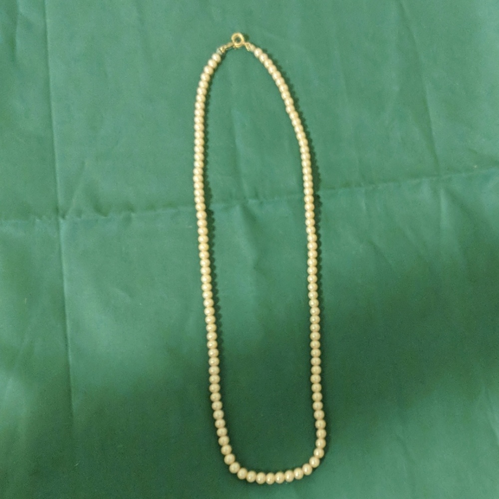 Jewelry - Picture 2 of 8